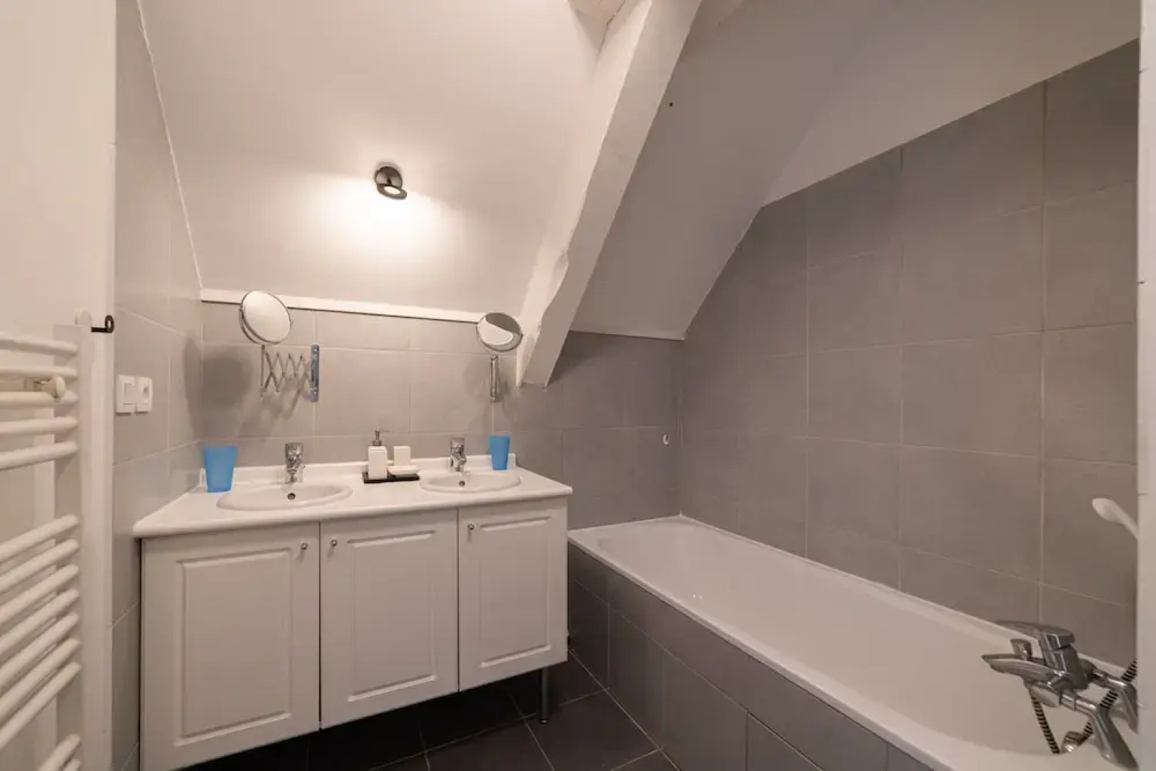 Balcon sur le lac Appartement privé