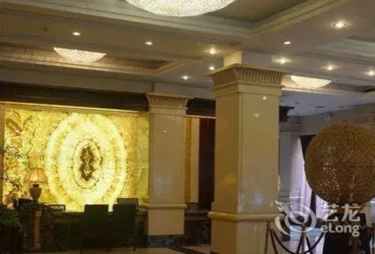 Taizhou Hualishi Hotel