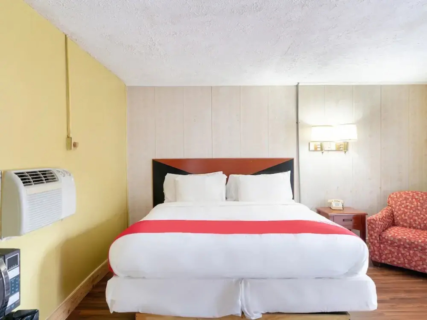 OYO Hotel Rowland I-95