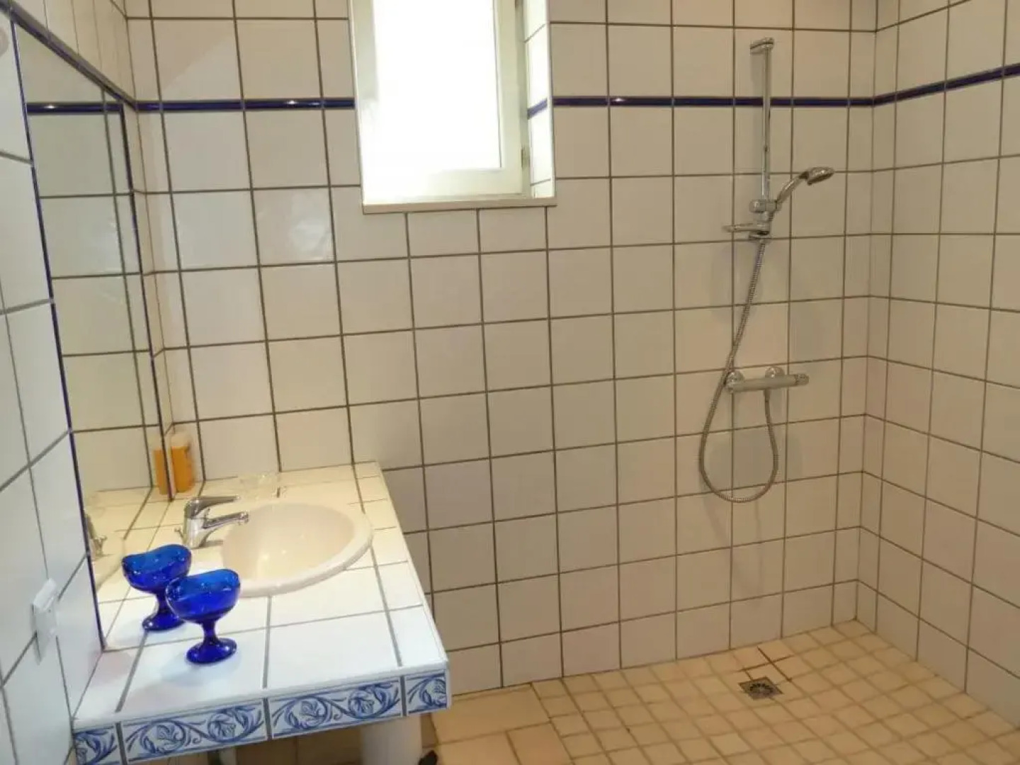 Gîte Saint-Haon-le-Vieux, 4 pièces, 5 personnes - FR-1-496-31