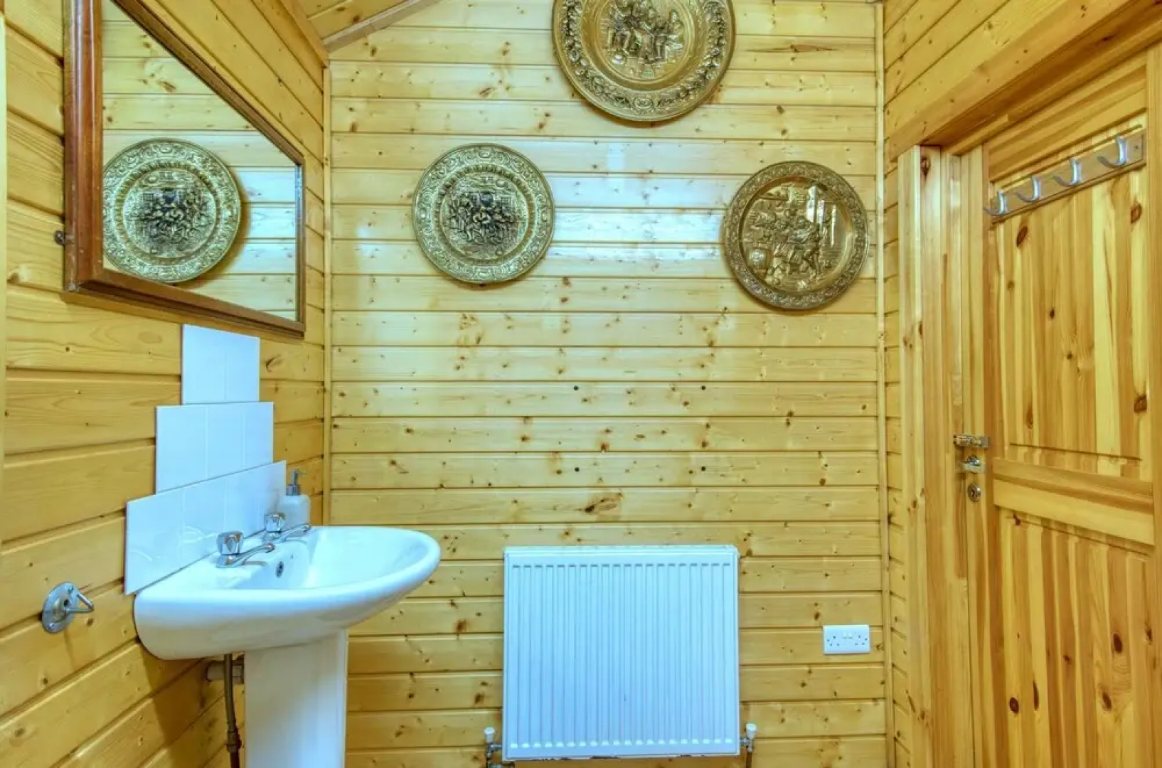 Luxury Log Cabin