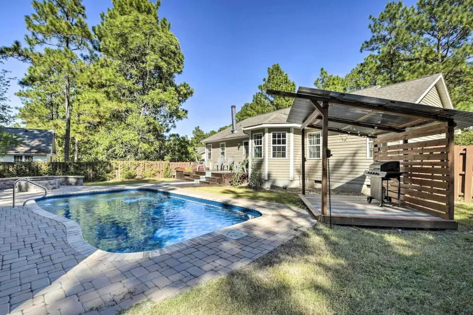 Idyllic Pinehurst Home, Near Golf Course!