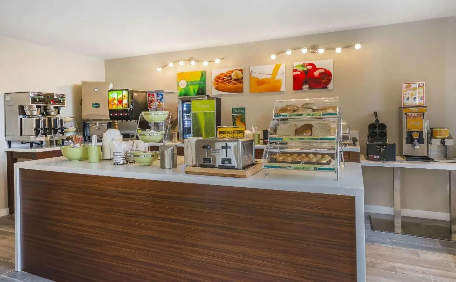 Quality Inn & Suites By the Parks