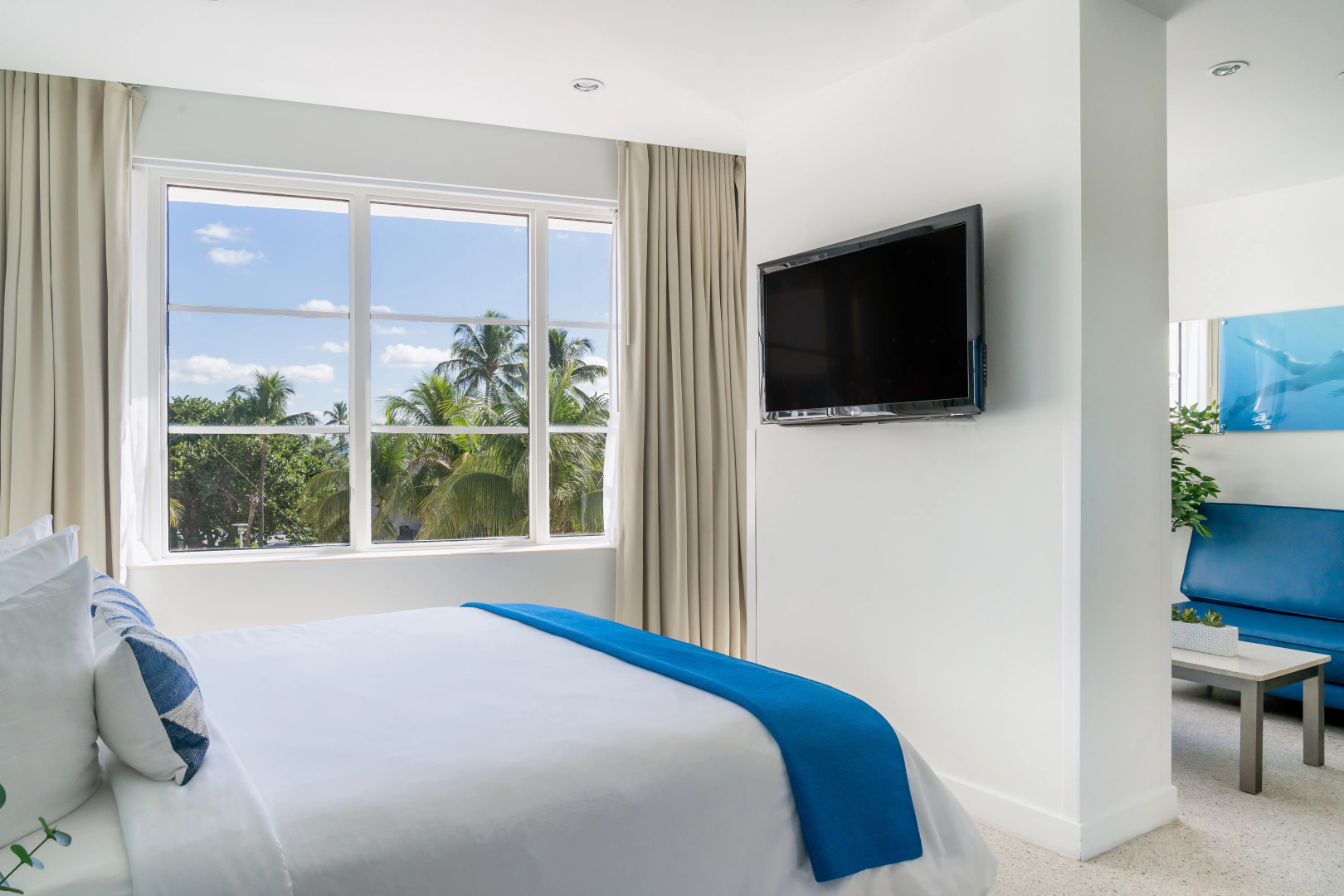 Clevelander Hotel – Adults Only