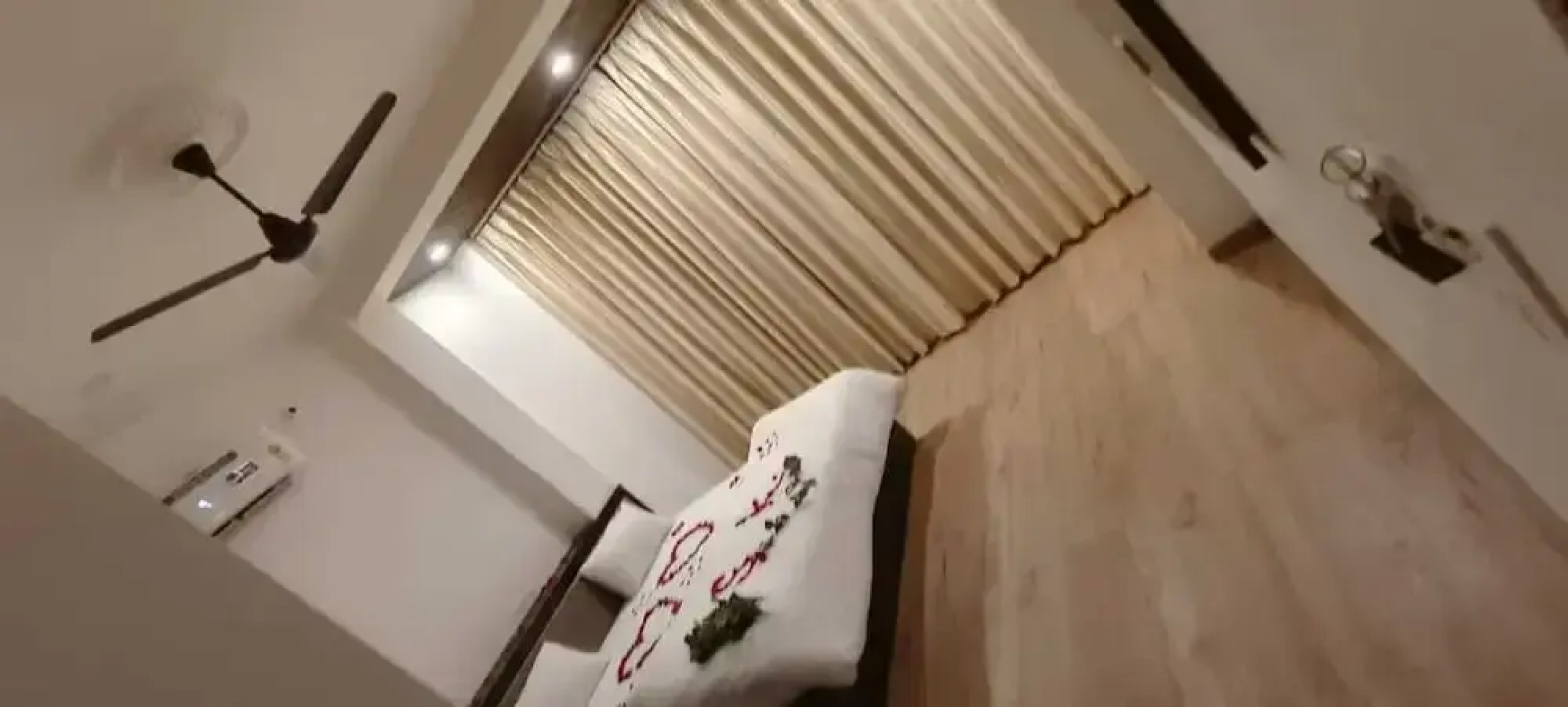 Hotel Anayaa Fairview