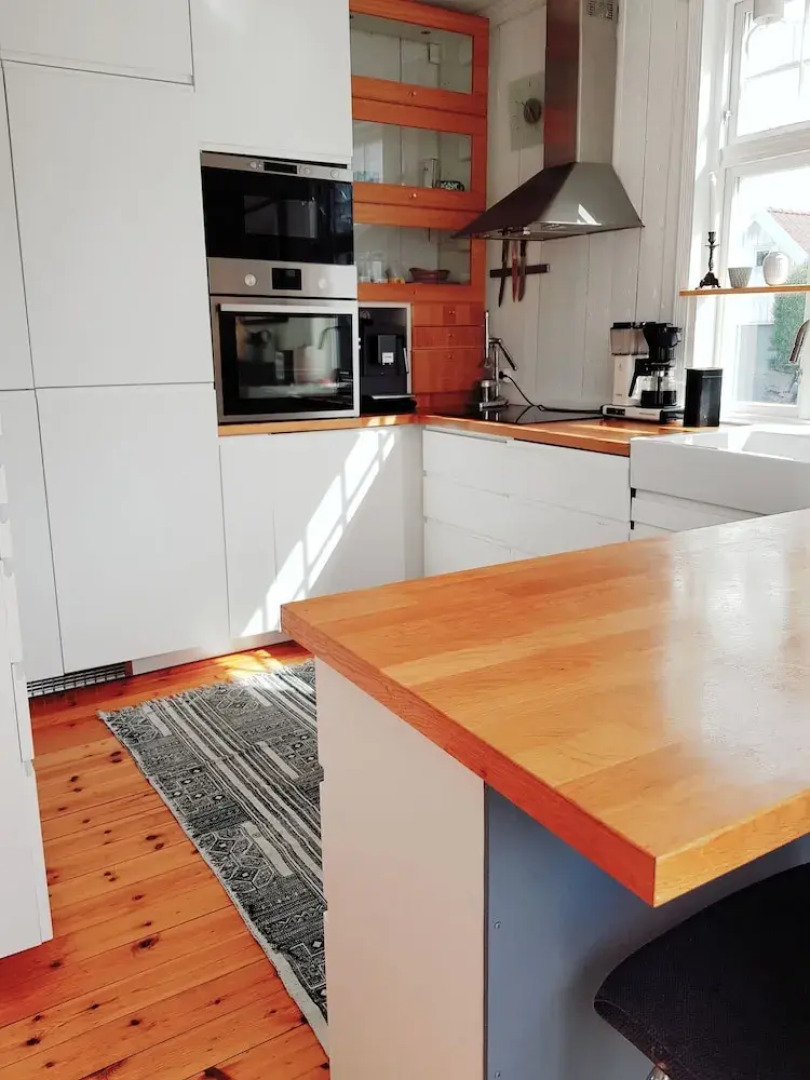 StayPlus Large Holiday Home for Families