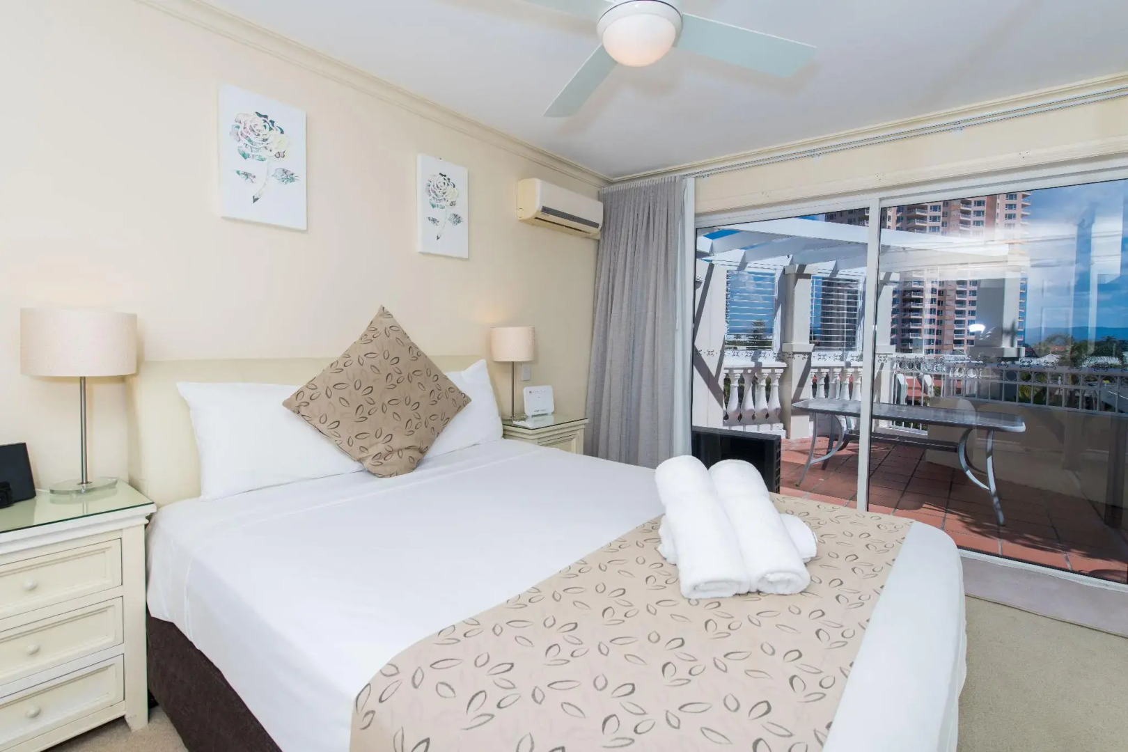 La Grande Apartments