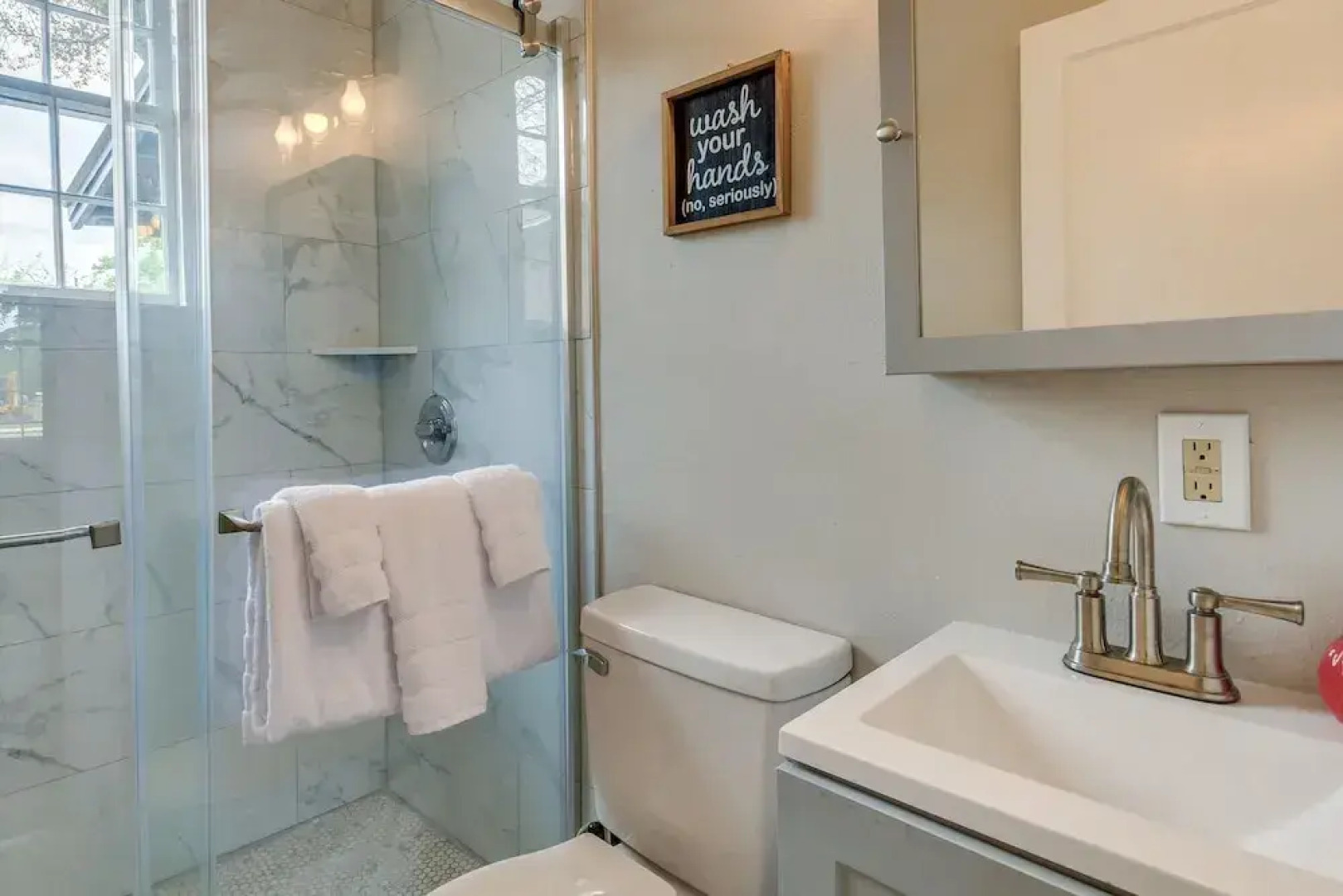 Pet-friendly Pensacola House Rental: 3 Mi to Beach