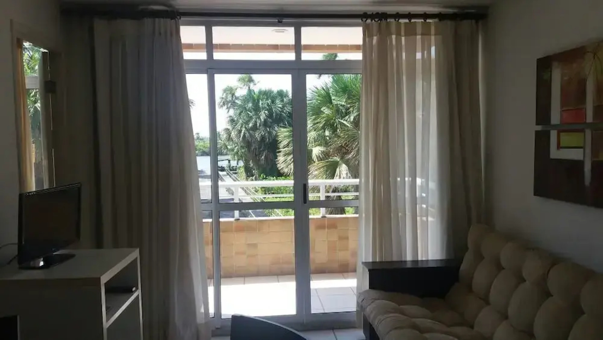 Apartamento no Condomínio Lençois Flat - 201 bloco Atins