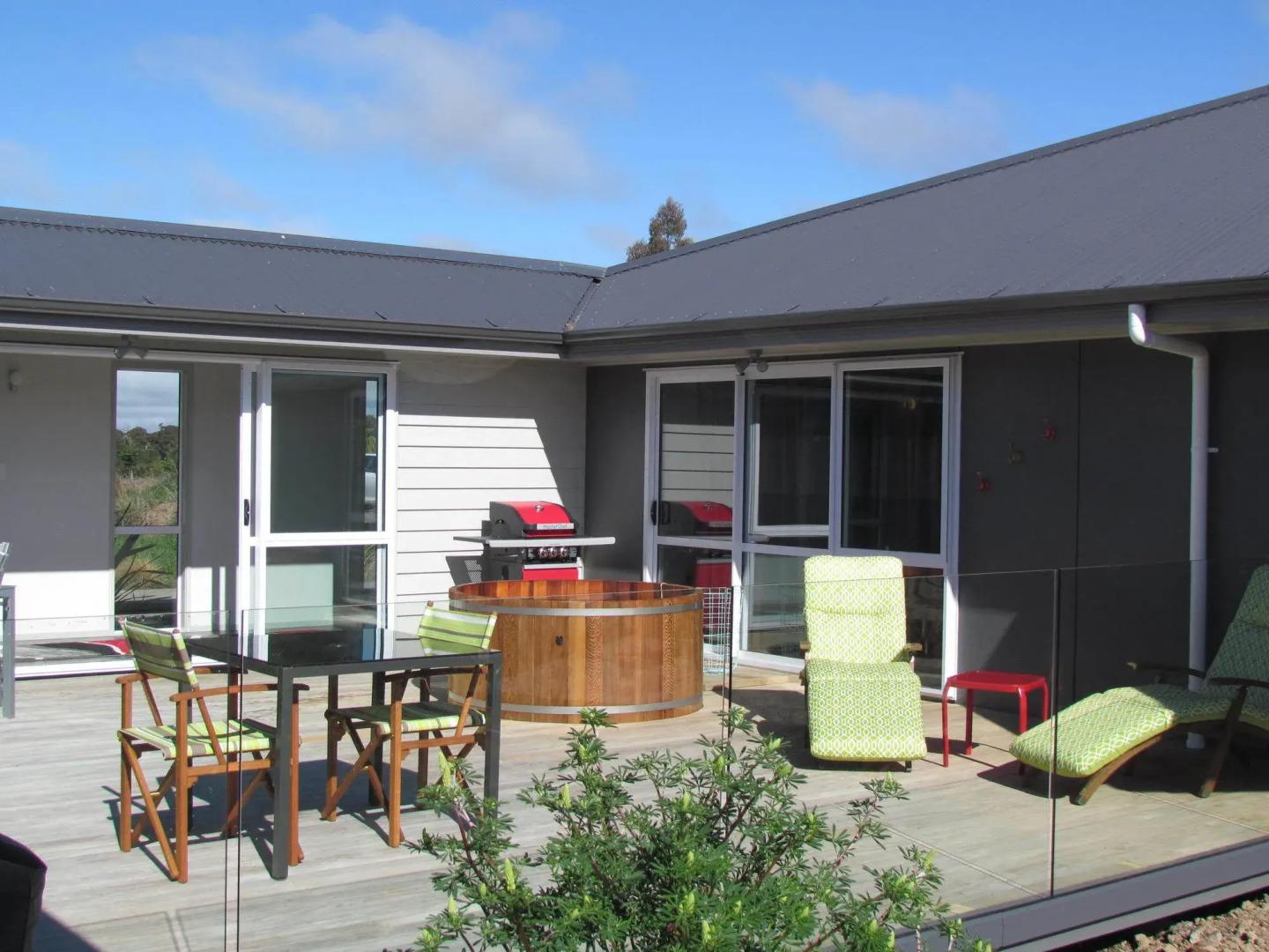 Tongariro Suites at The Rocks