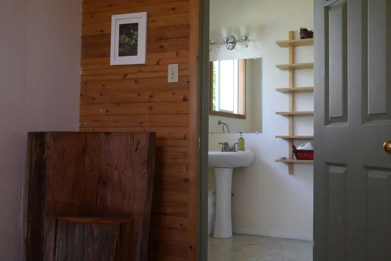 Tofino Travellers Guesthouse