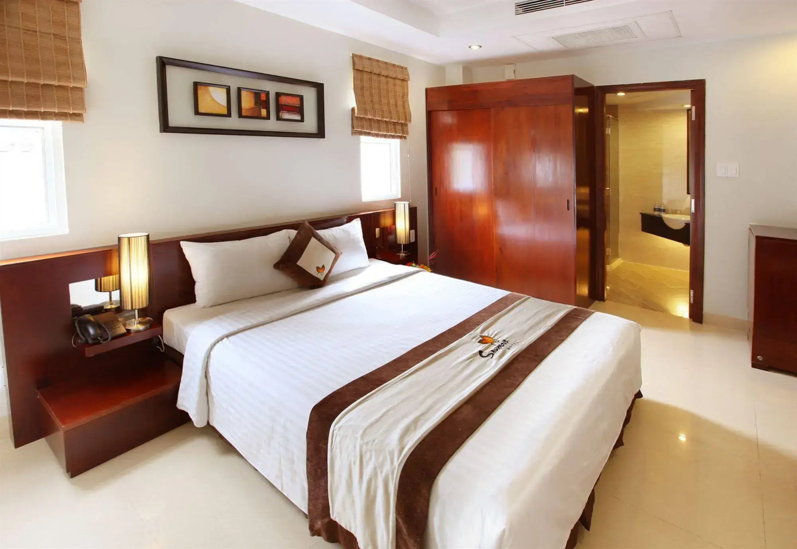 Sanouva Saigon Hotel