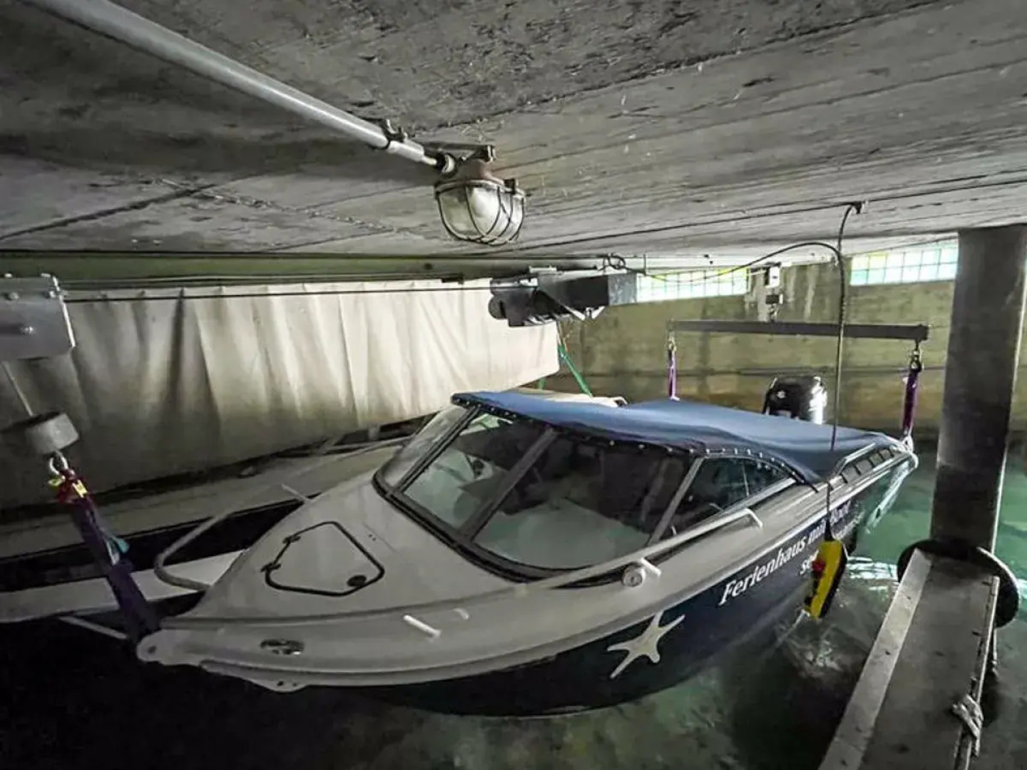 Seestern am See mit Bootsvermietung