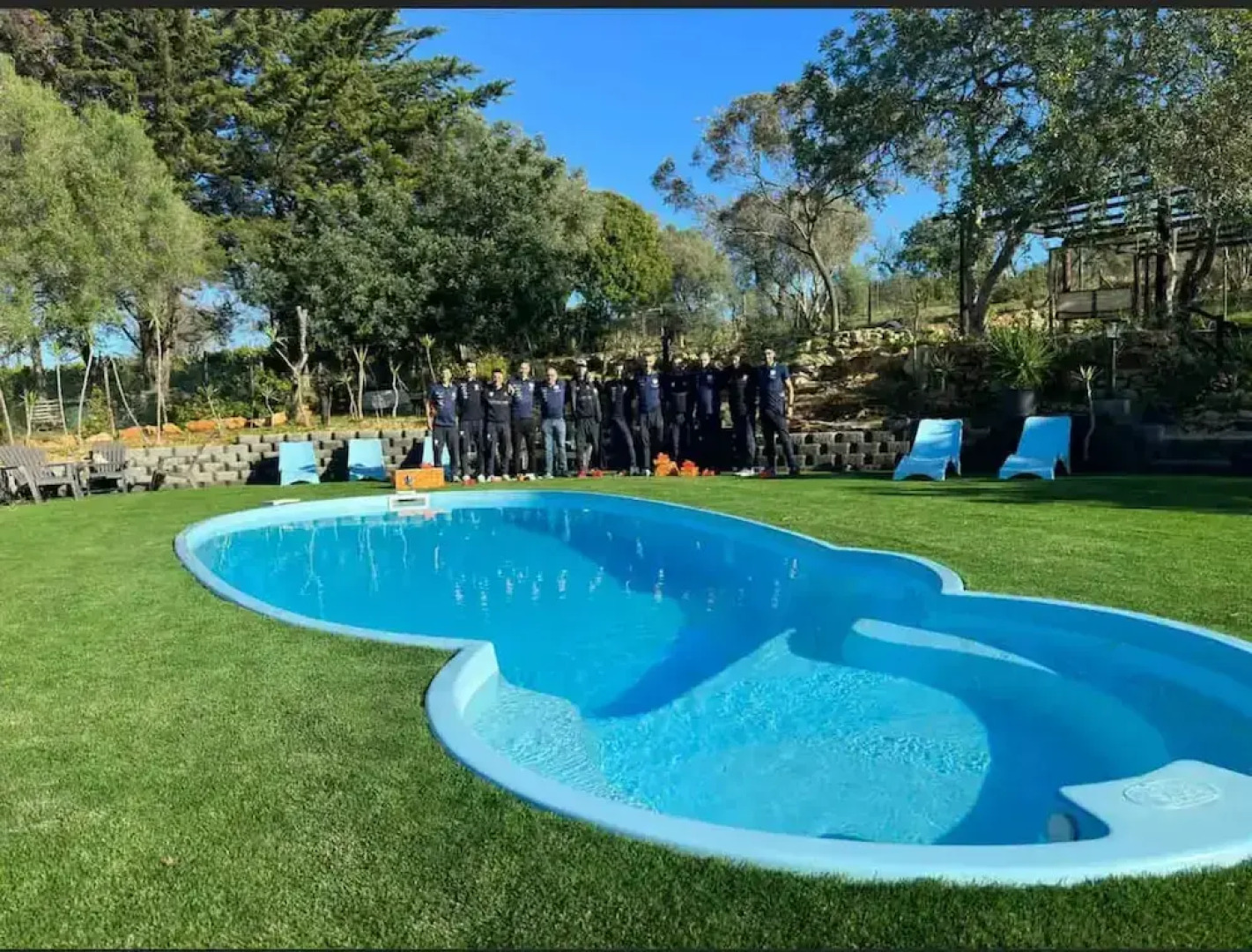 Porches Private Pool Villa 17 Guests