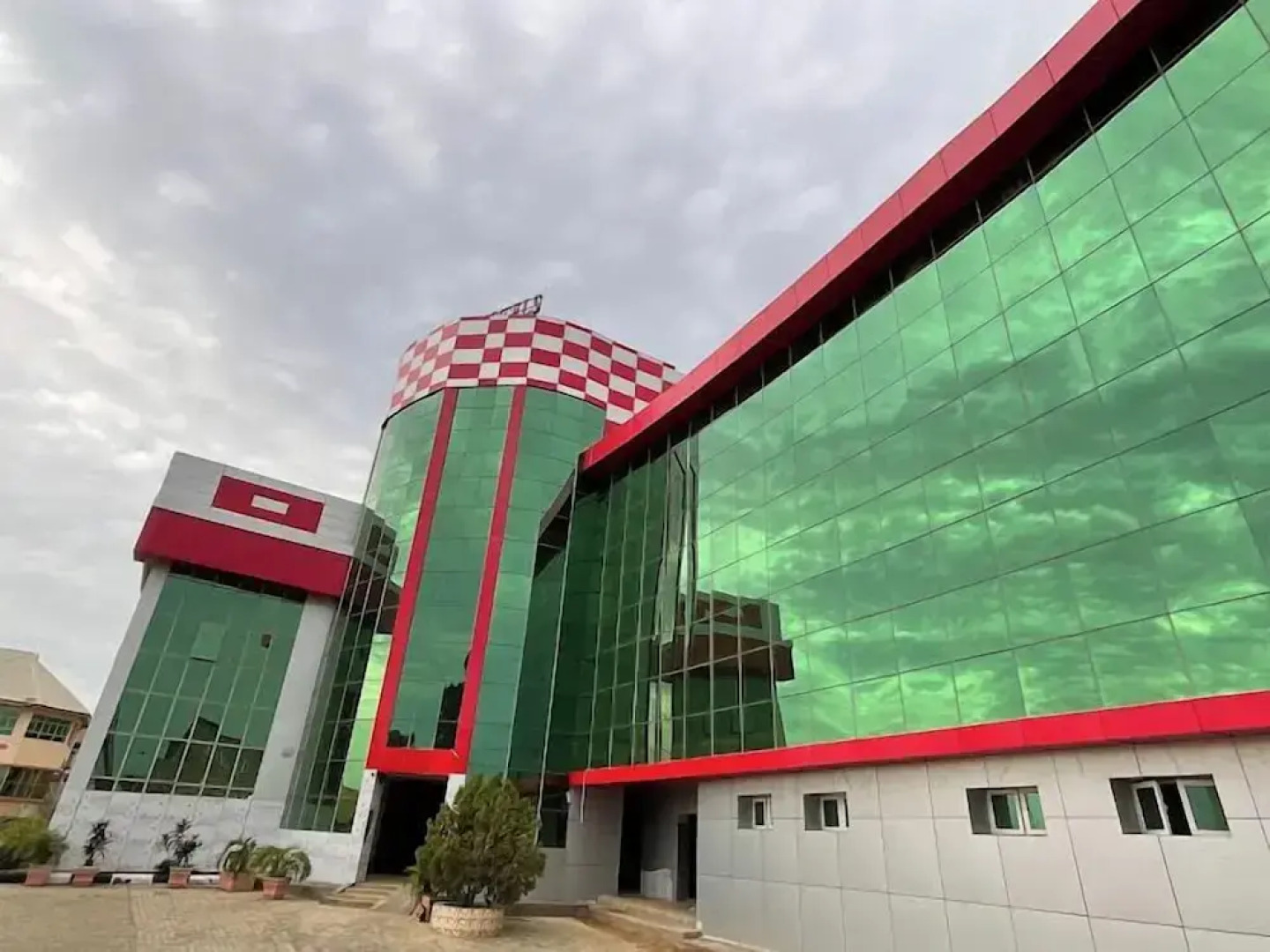 Somewatt Fresh Hotels