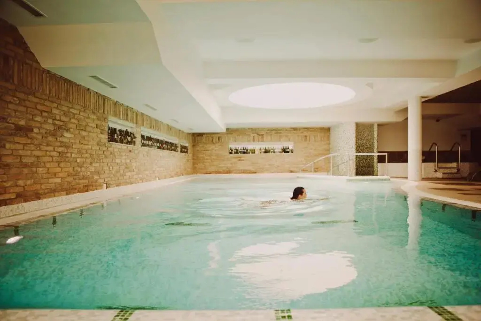 Crocus Gere Bor Hotel Wine Spa