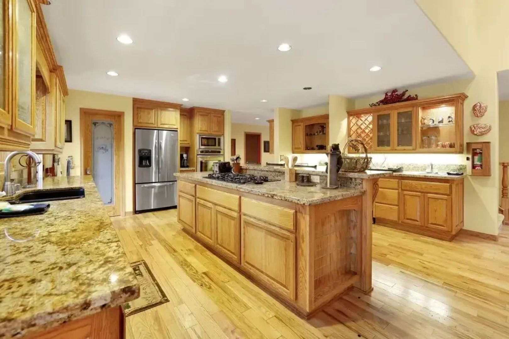 2246-fawnskin Log Cabin 4 Bedroom Home by RedAwning