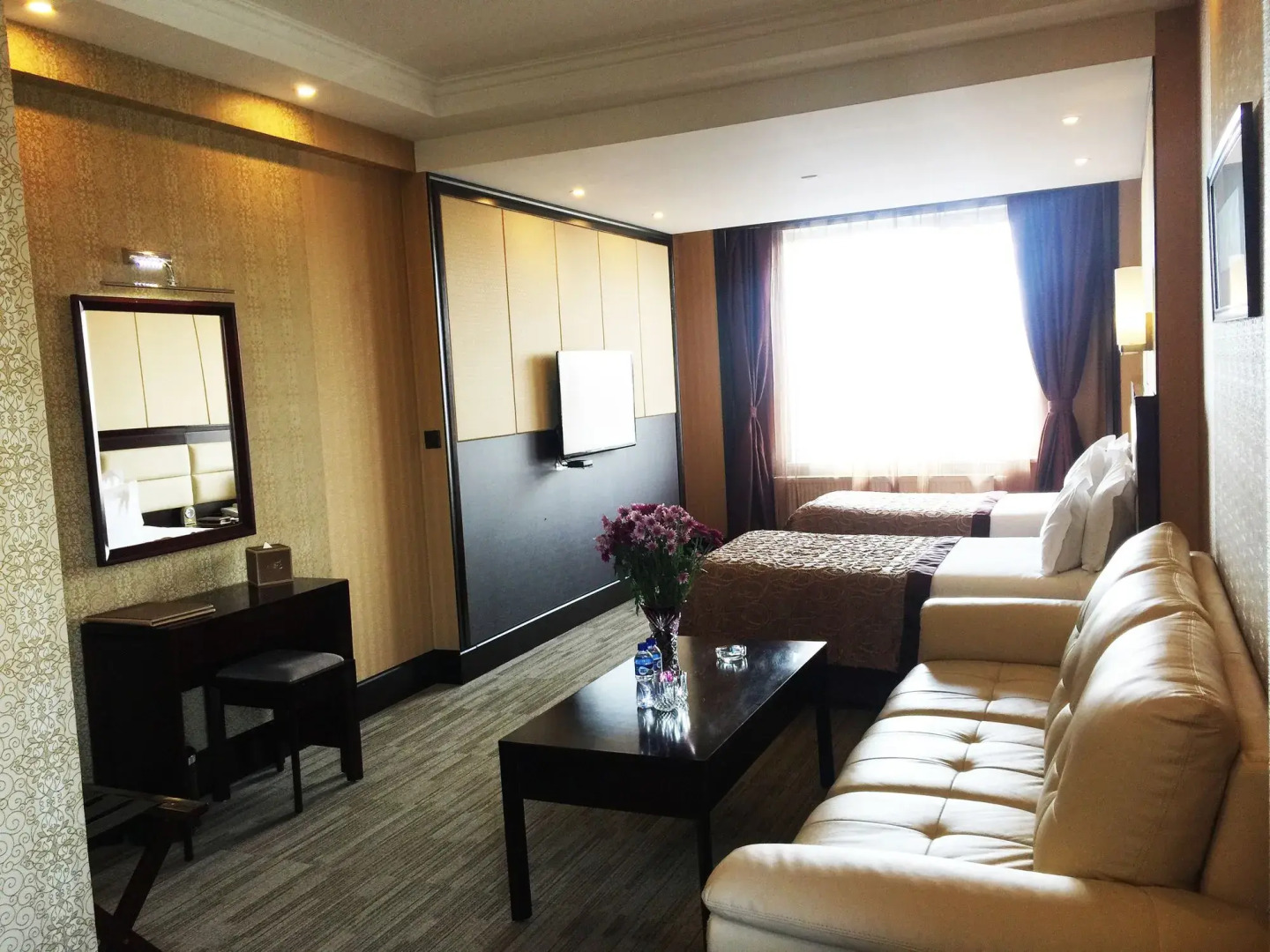 The Grand Hill Hotel