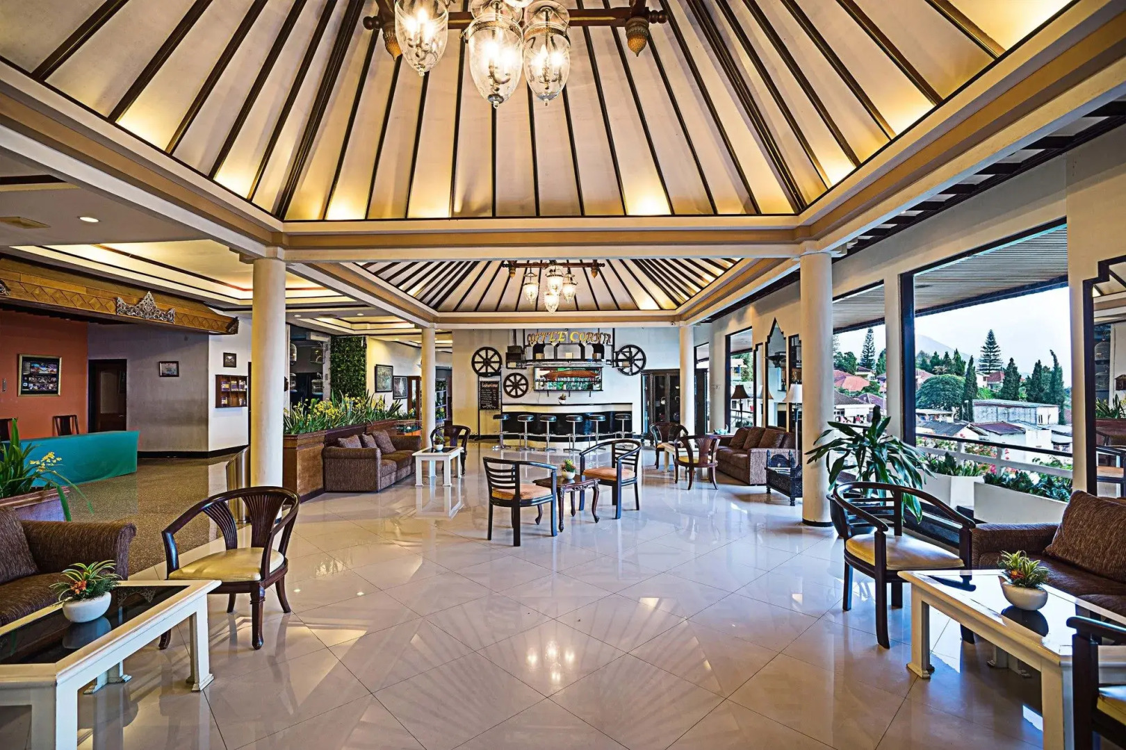 Royal Hotel and Convention Tretes