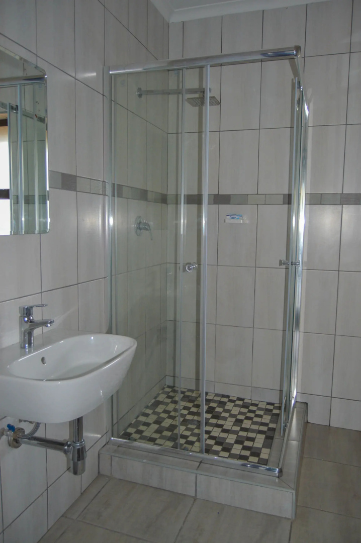 Emangunini Guest house