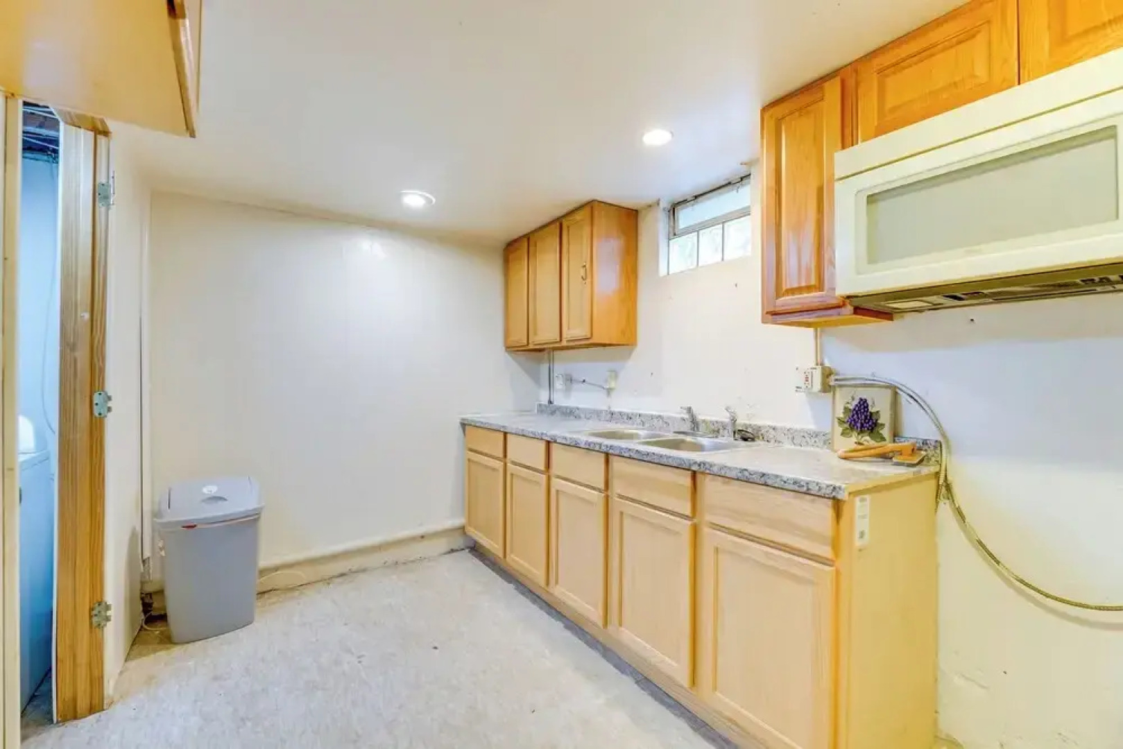 Pet-friendly Dearborn Home < 2 Mi to Downtown!