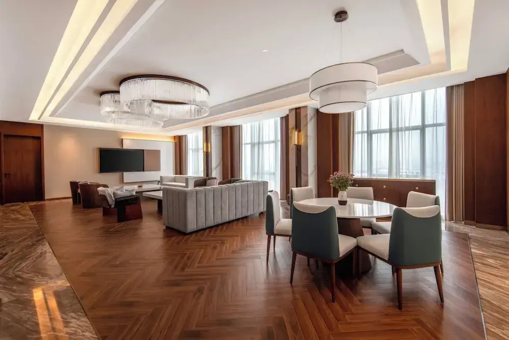 Jiangshan Haiwaihai Grand Hotel