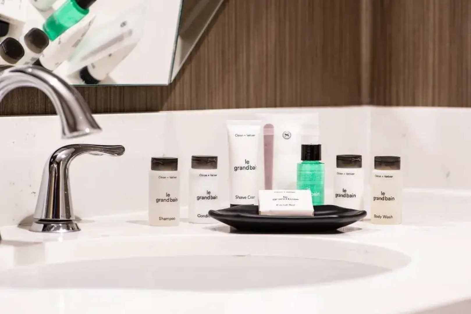 Sheraton Milwaukee Brookfield Hotel