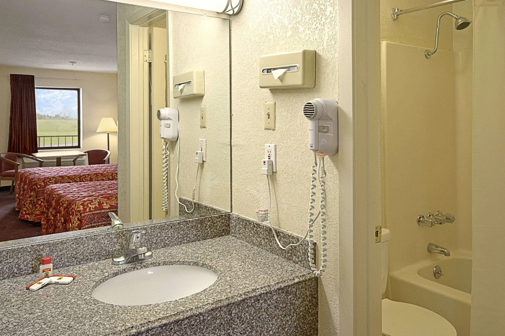 Super 8 By Wyndham Rayville