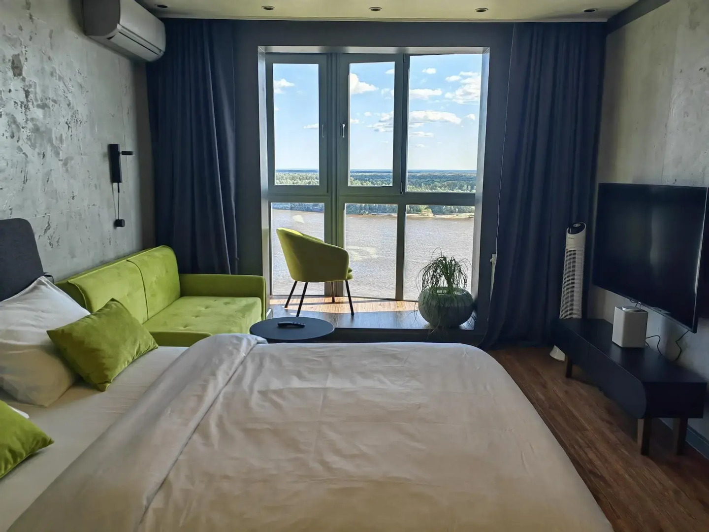 Архитектор на улице 60 лет Октября 10