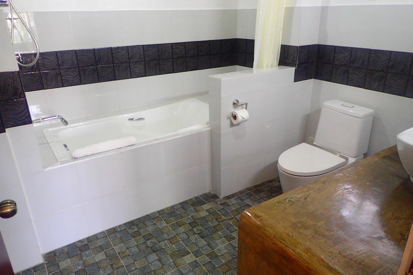 Aozora Seaside Mactan