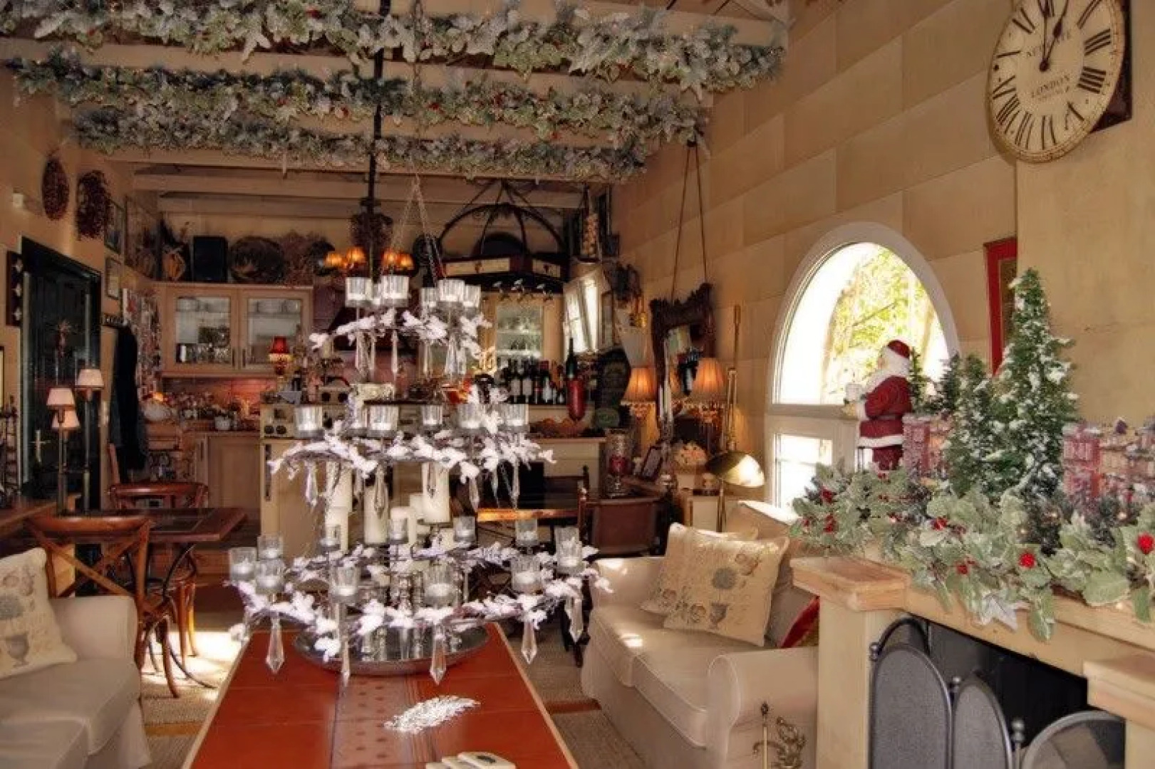 Anerada inn Luxury Suites & Villa - Pet Friendly