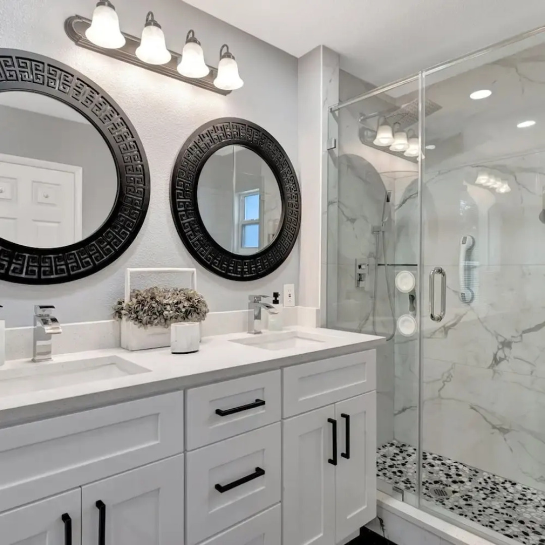 4b 2b w Hot Tub BBQ Firepit 9mins to Beach