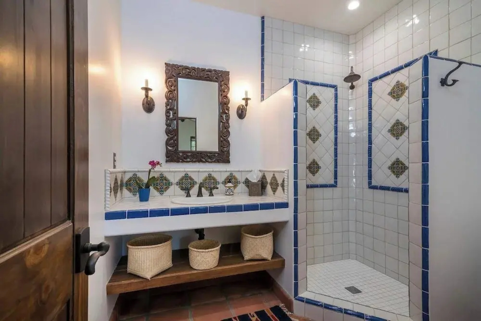 Casa de Lujo - Spanish Seaside Retreat