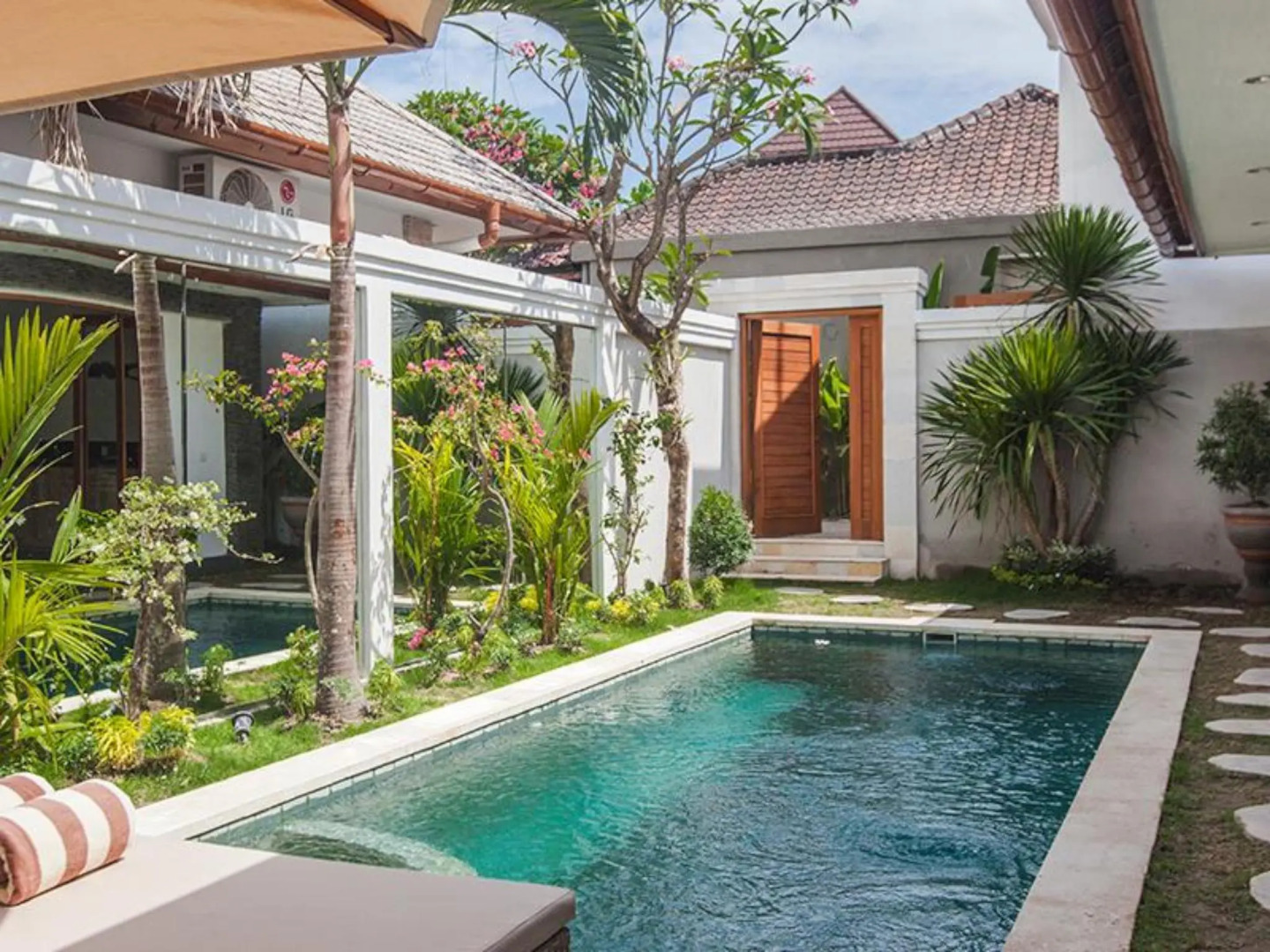 Two Lizards Beach Villas