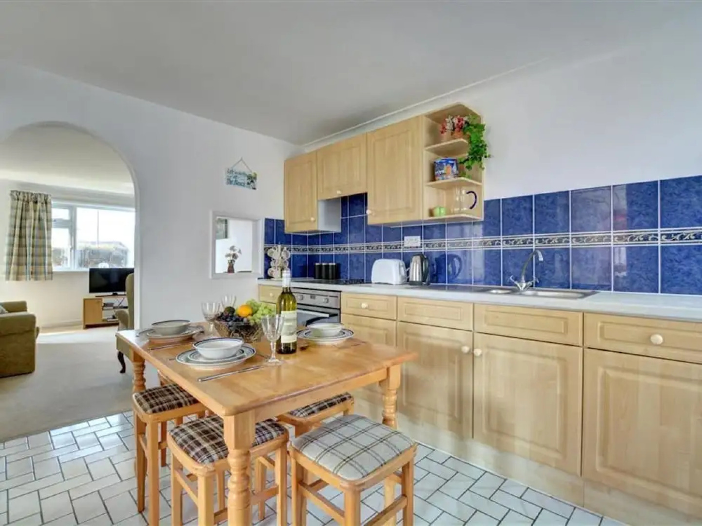 Quaint Apartment in Cornwall With Swimming Pool