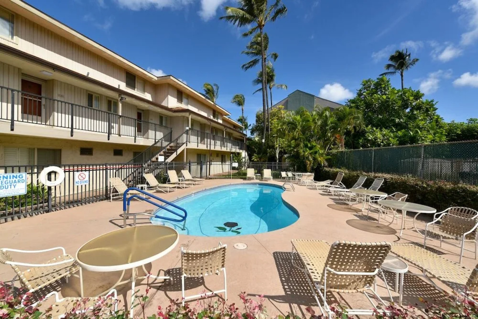 Lokelani #C104 - 1 Br condo by RedAwning