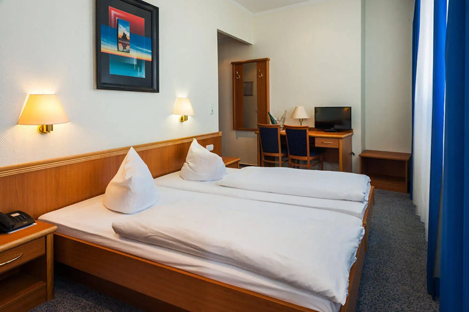 Panorama Am Adenauerplatz Hotel