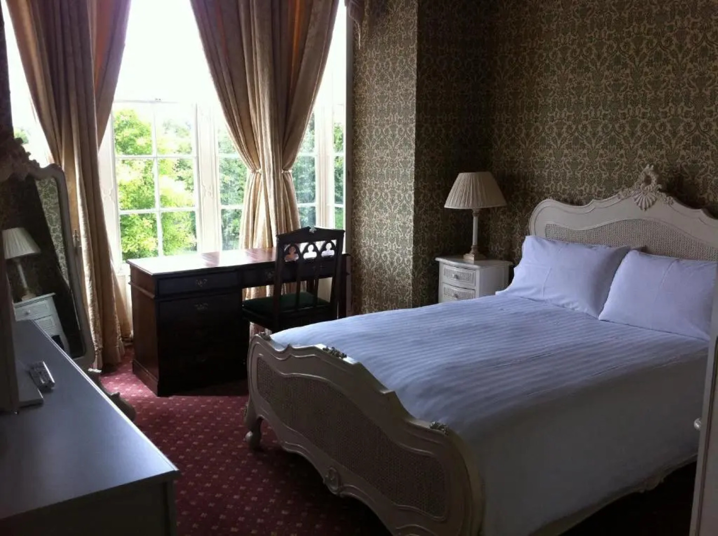 Donnington Grove Country Club