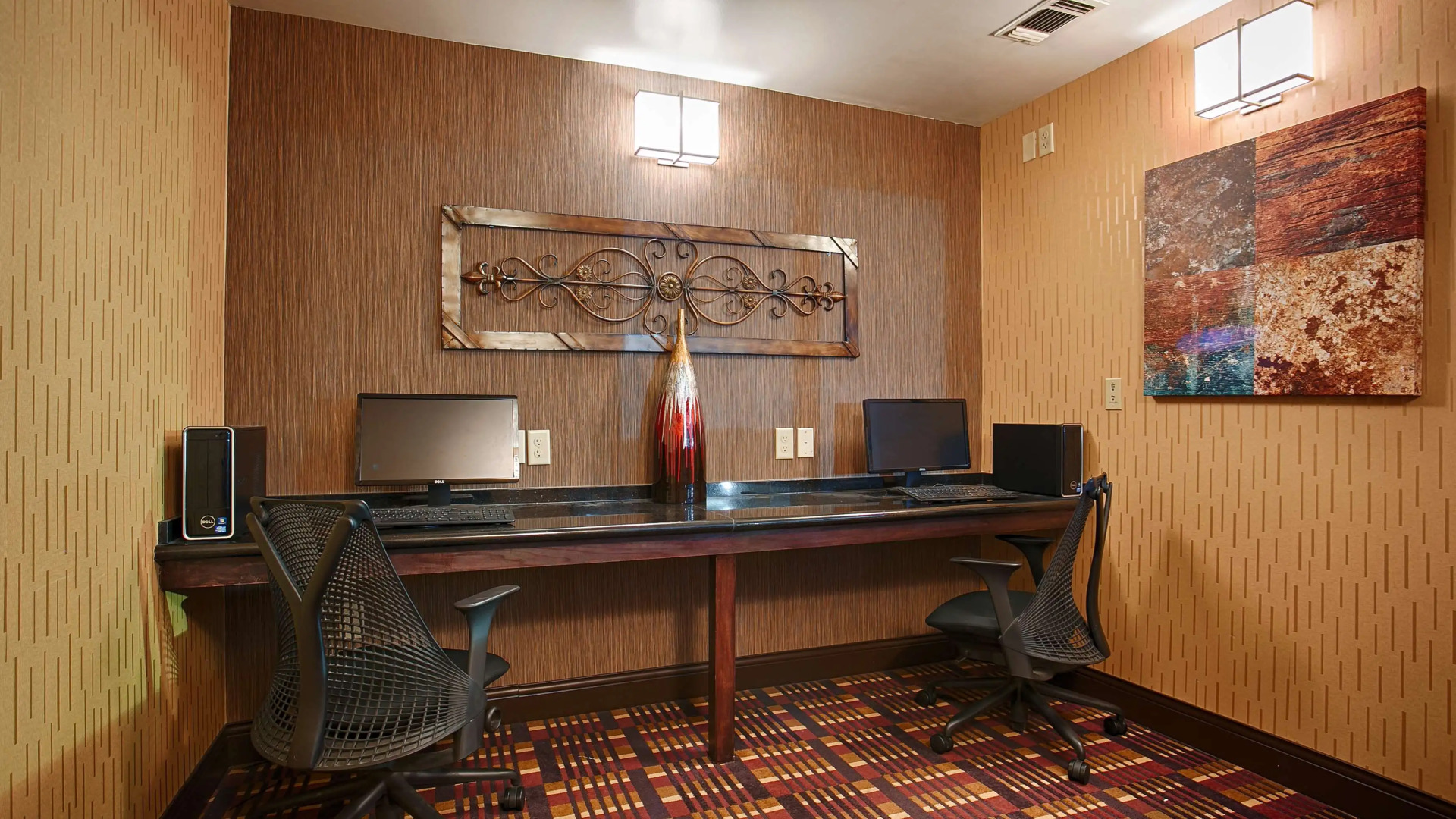 Best Western Plus Midwest Inn & Suites