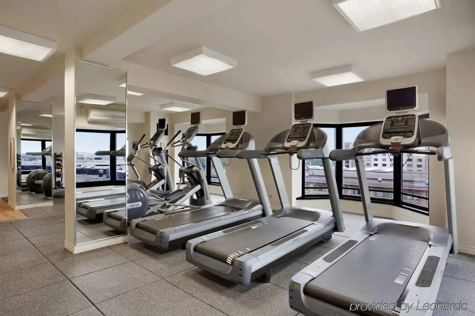 Hilton Rosemont Chicago O'Hare