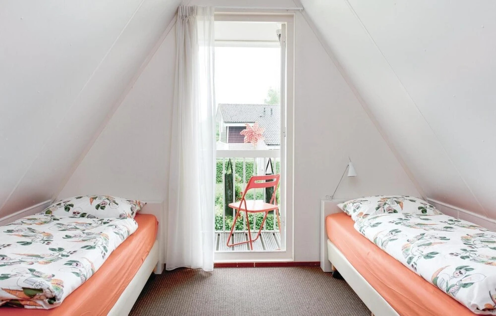 Awesome Home in Vlagtwedde With 3 Bedrooms, Wifi and Indoor Swimming Pool