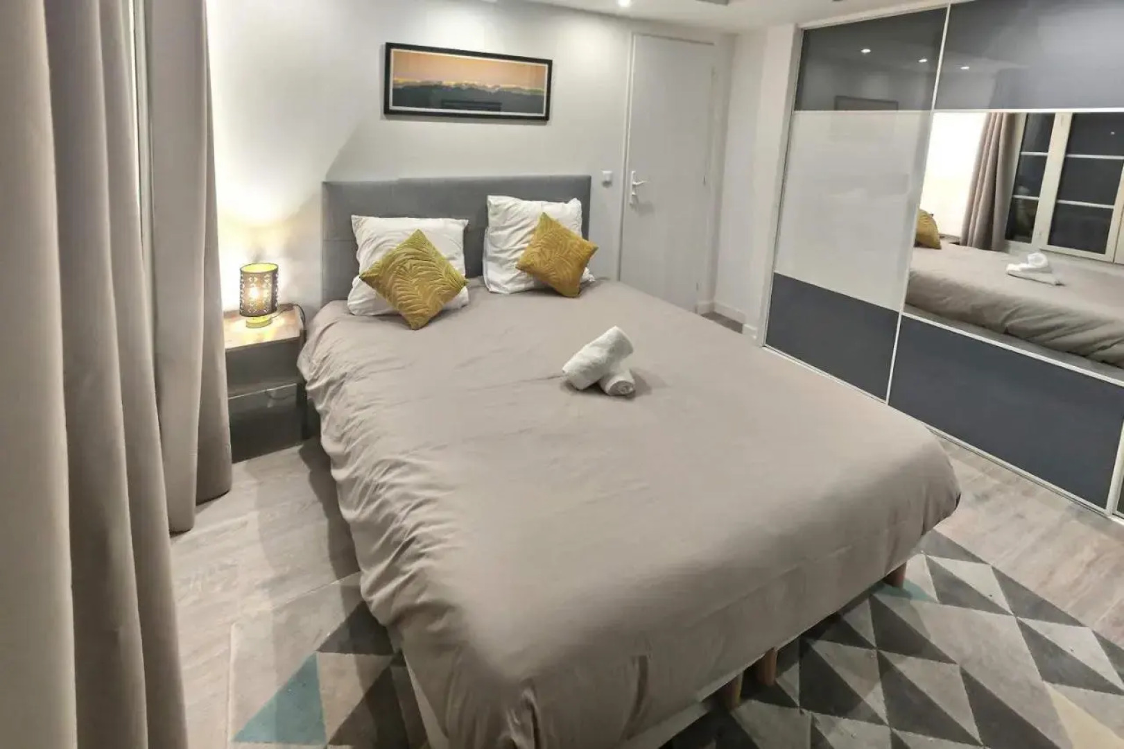 Magnifique, T2 Bis Spacieux & Calme, Neuf, Parking