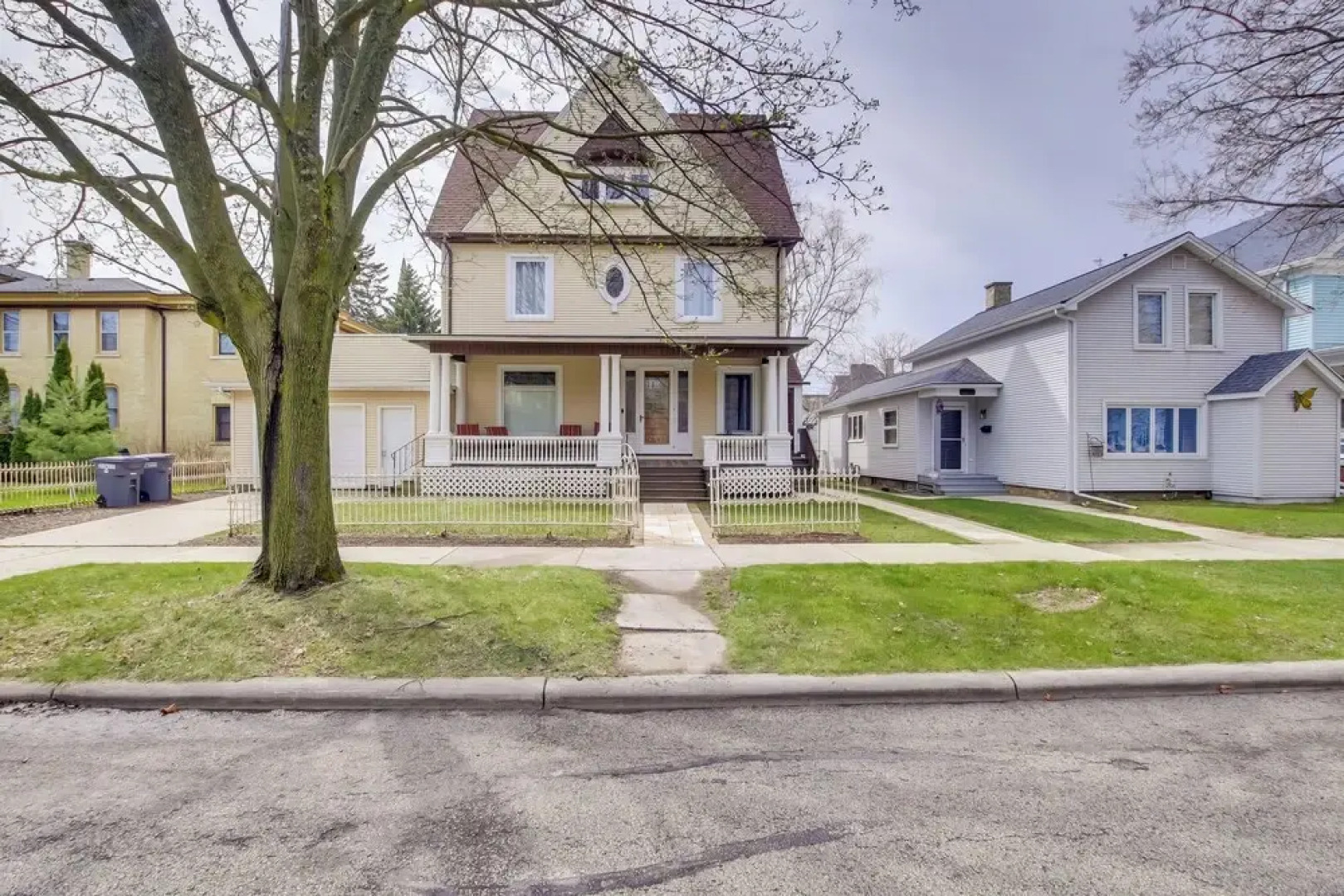 Updated Sheboygan Home w/ Porch < 1 Mi to Beach