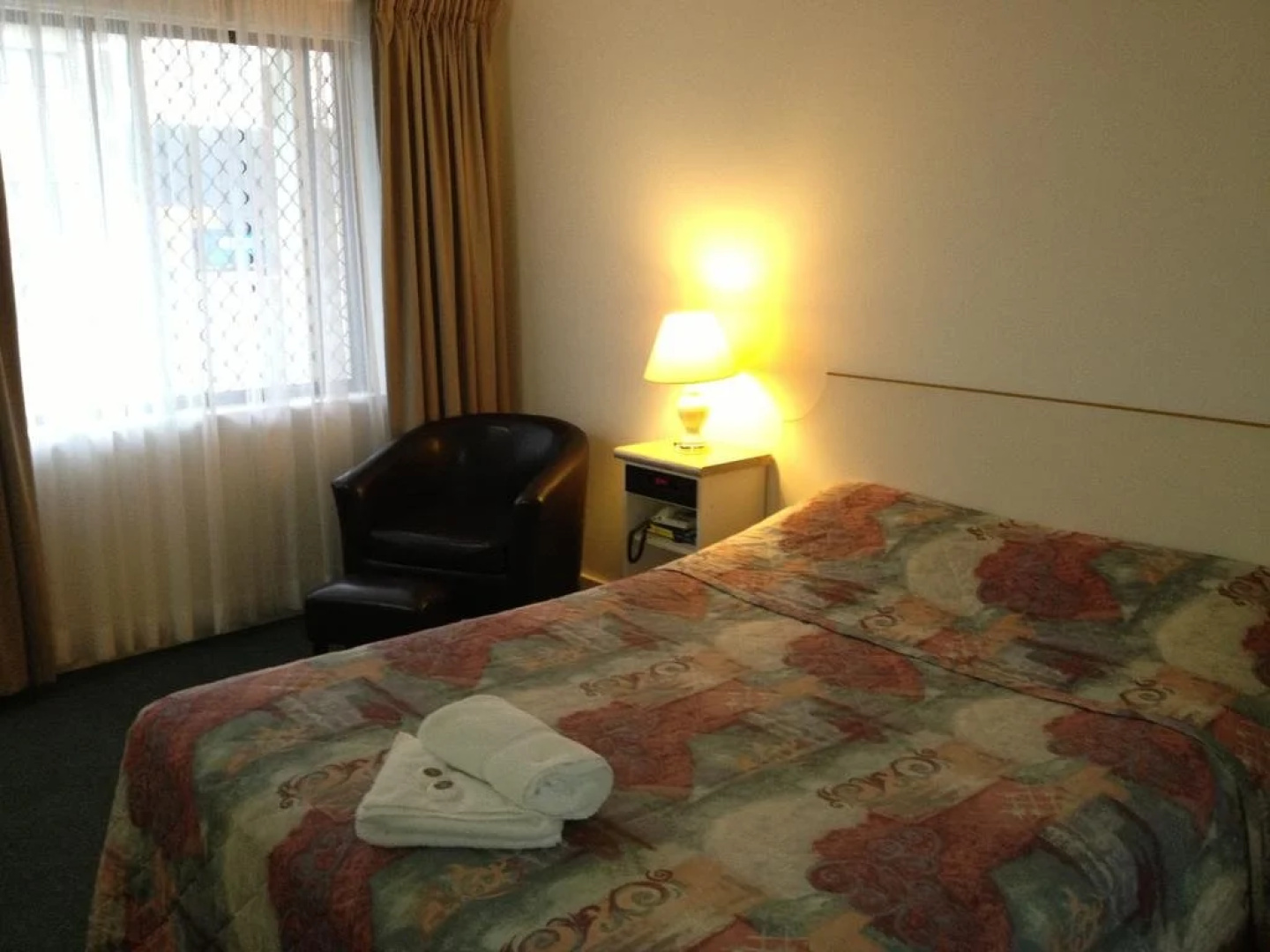 Comfy 2-bedroom Apartment With a Clyde River View