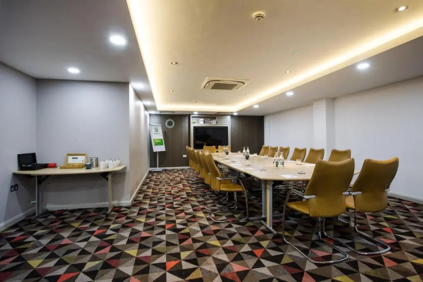 Holiday Inn London - Watford Junction by IHG