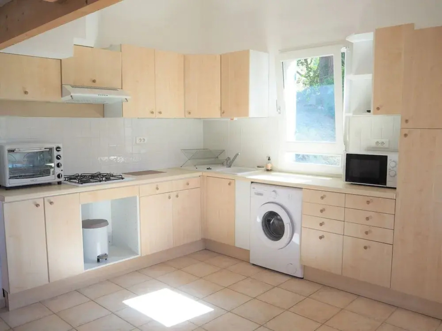 Cottage in Luberon Near Apt Market