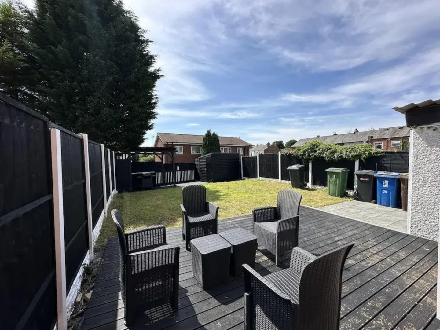 Affluent Living Apartment Perfect for Contractors