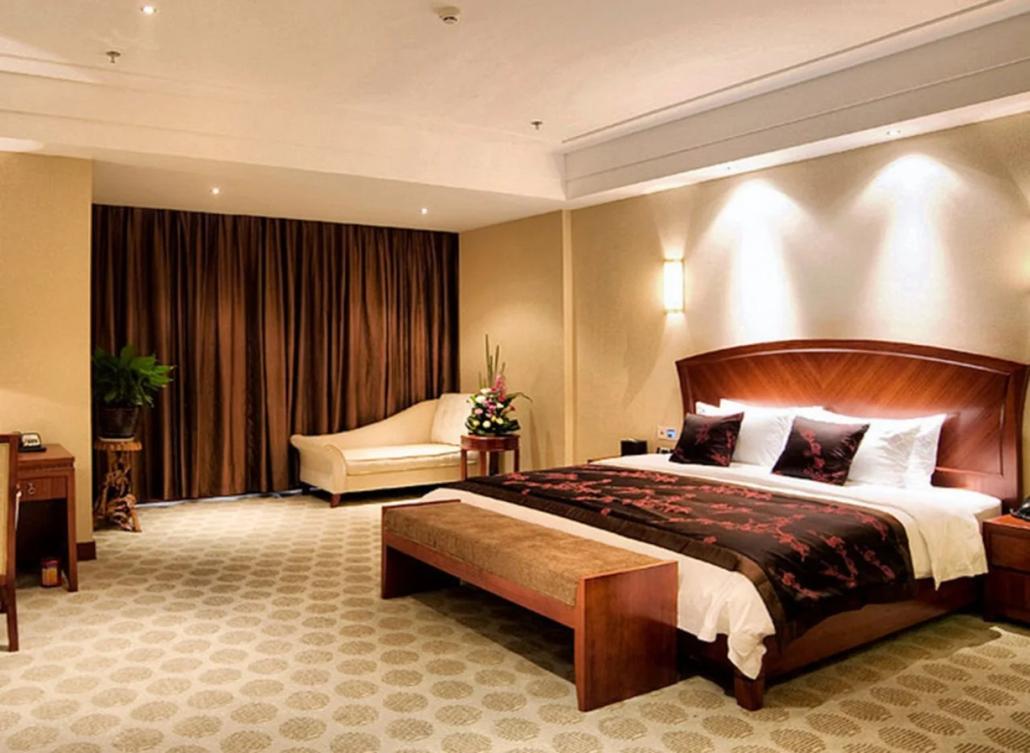 Ramada Plaza Chongqing West Hotel