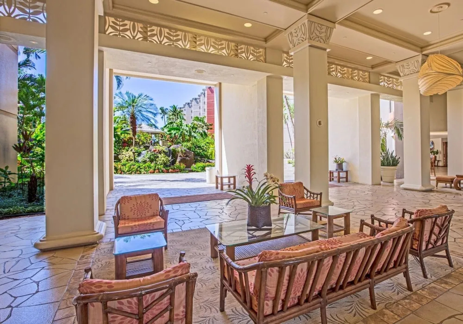 Kaanapali Shores Studio 742 Studio Bedroom Condo by RedAwning