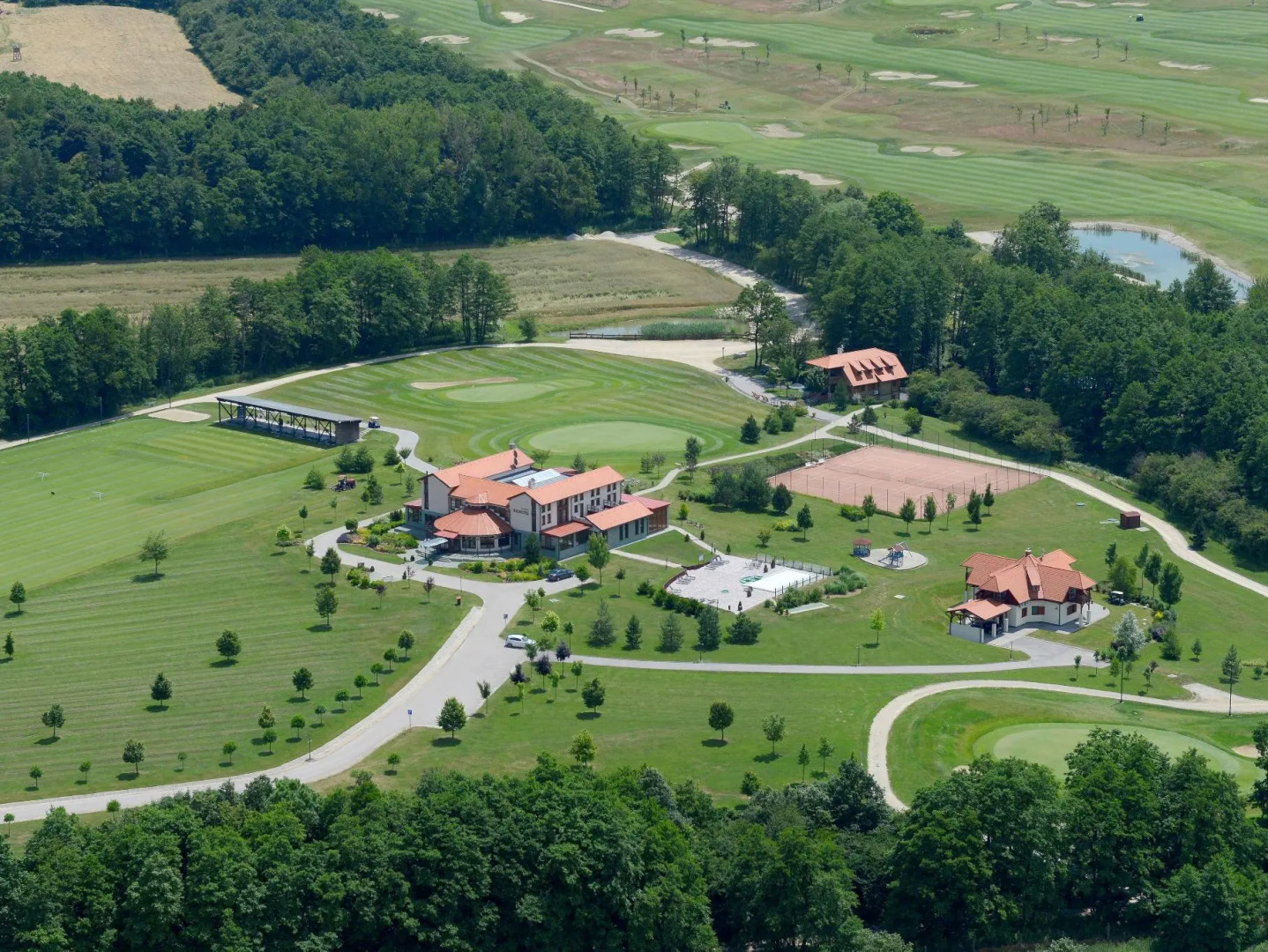 Forest Hills Hotel & Golf